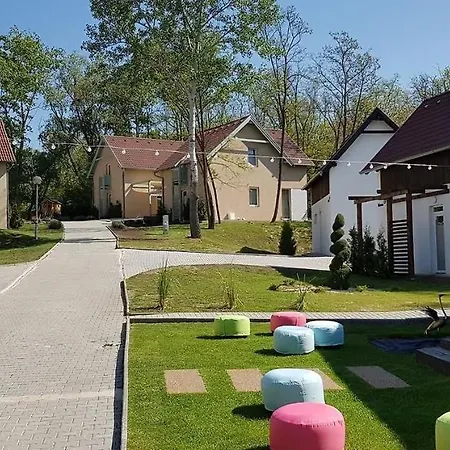 House Of Kenese-volgye Апартаменты *